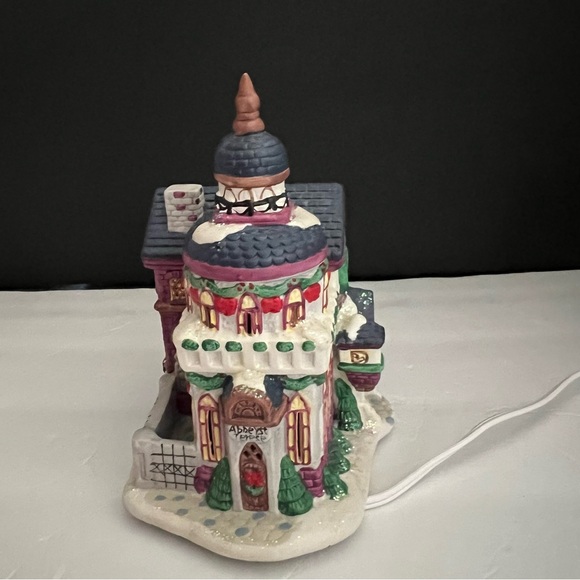 Vintage Ceramic Christmas Church Holiday Village Lighted Building House - Picture 7 of 11